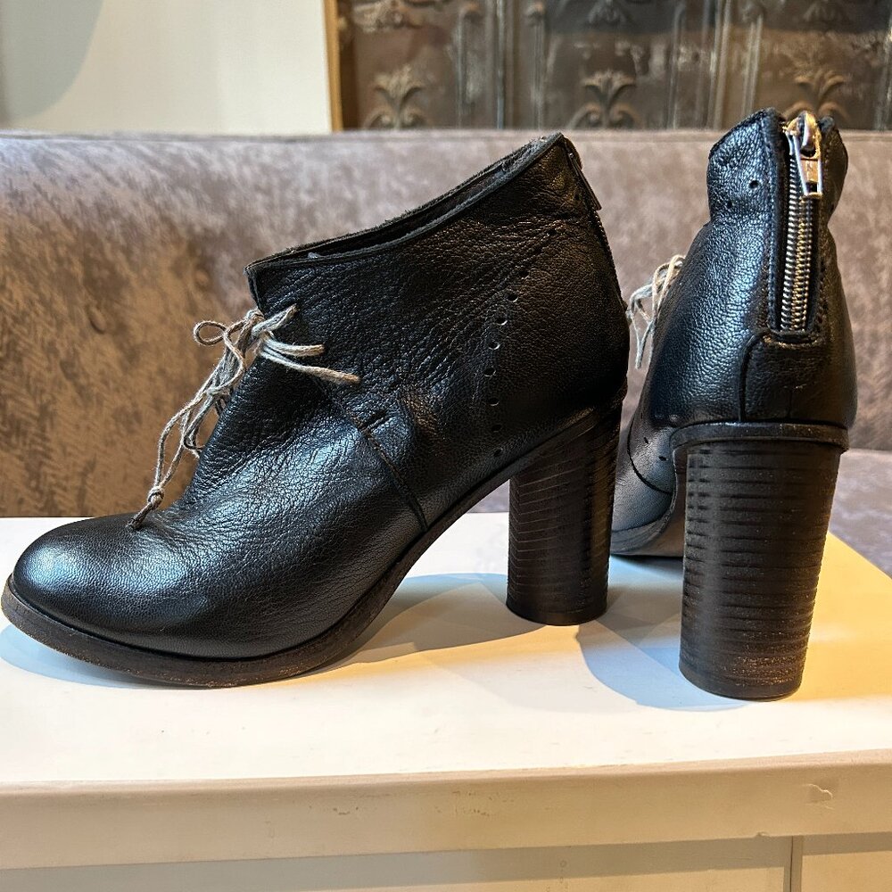 SHOTO Italian Black Leather (Vero Cuoio) Lace-Up Heeled Booties